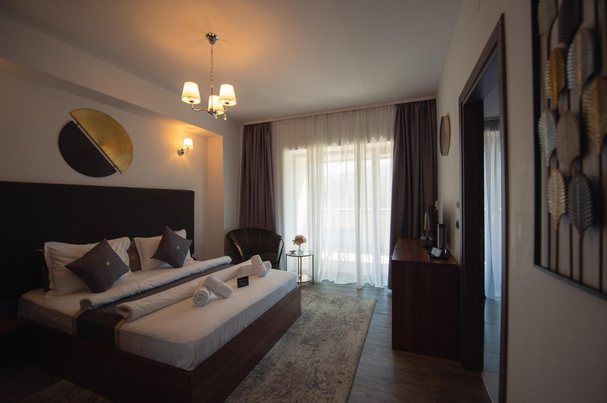 Silver Mountain Resort & Spa Пояна-Брашов Экстерьер фото